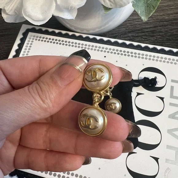 Chanel Vintage Gold CC Logo Faux Pearl Dangle Clip On Earrings